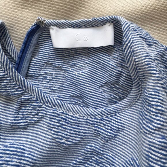 CO Seersucker Blue Sleeveless Dress, size Medium (fits US 4/6) - Picture 3 of 6